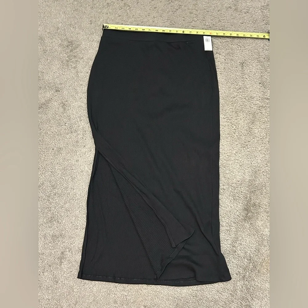Old Navy Black Midi Pencil Skirt - Picture 6 of 9